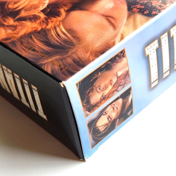 Titanic VHS 2-Tape Set 1997 Edition by Paramount, Directed by James Cameron - Picture 5 of 10